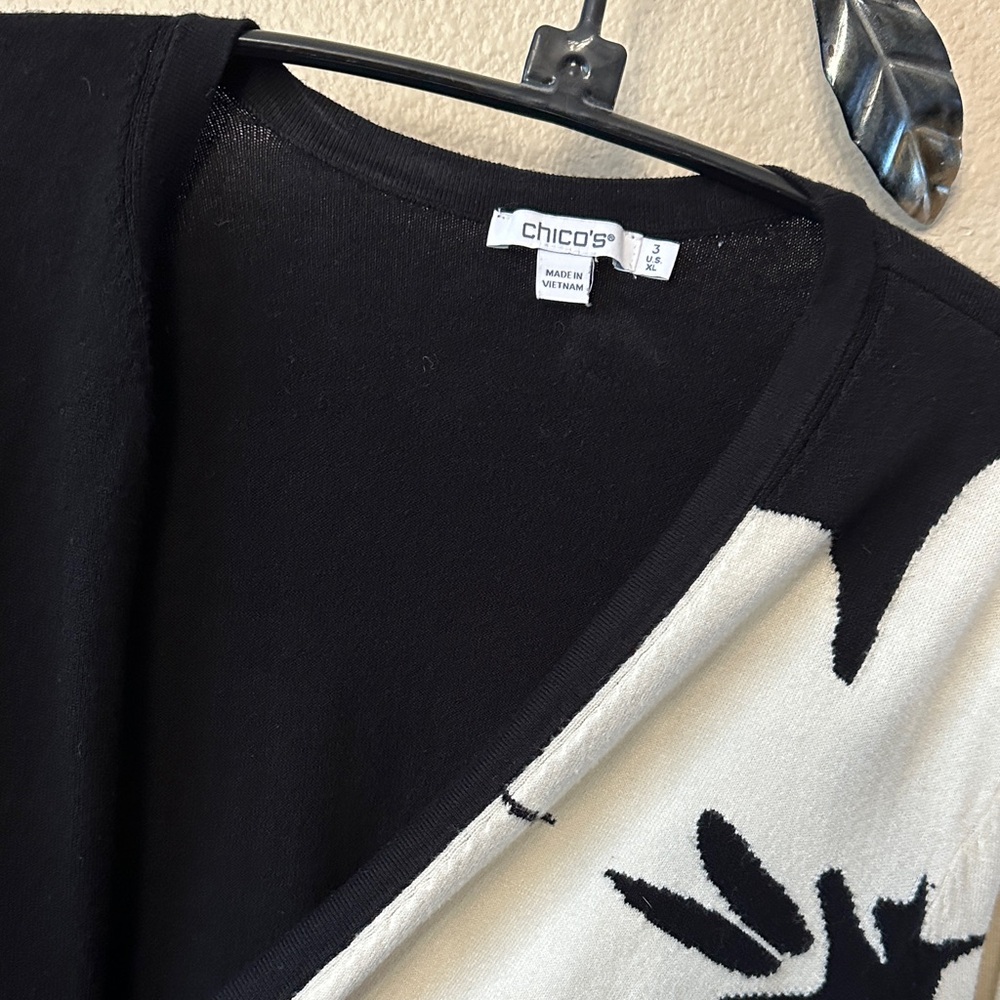 Chico's Elegant Black and Cream V-Neck Sweater